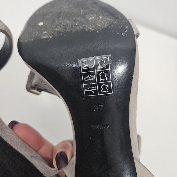 Alexander Wang Antonia Suede Minimalist Sandals Sz 37 EUR / 6.5 US Designer - Picture 7 of 8